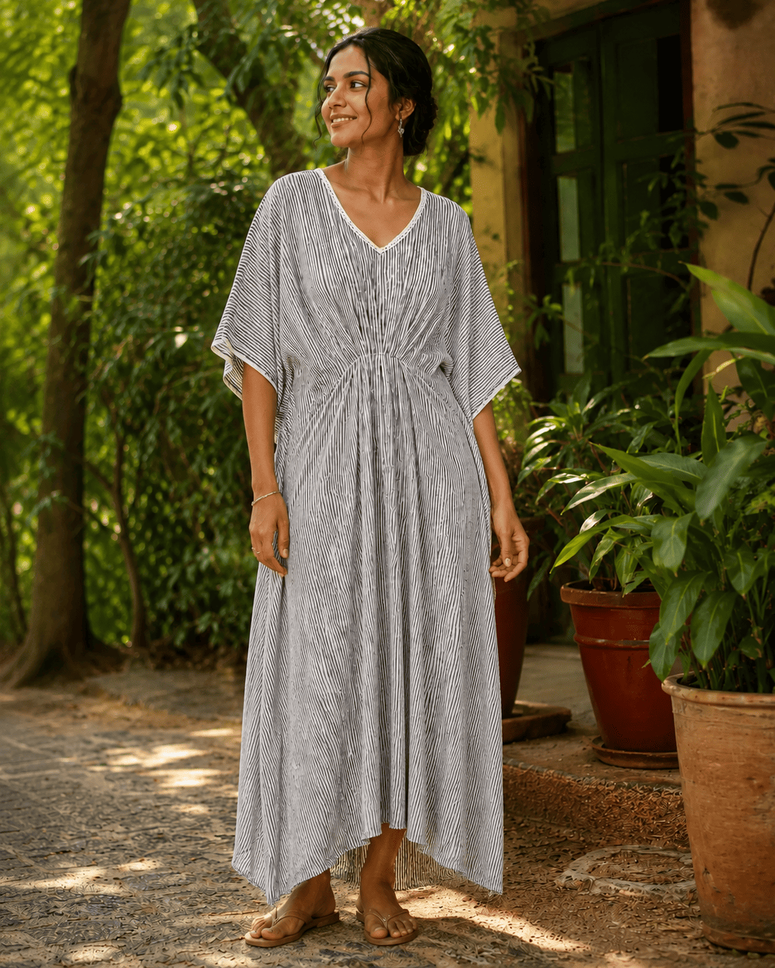 V-neck kaftan dress
